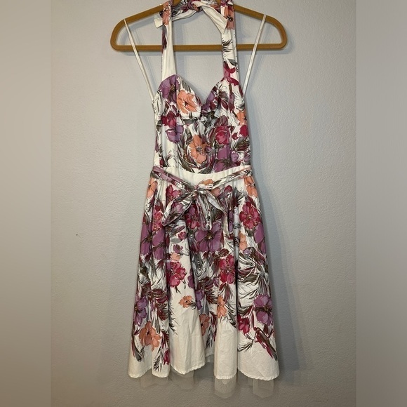 Guess Dresses & Skirts - Vintage Guess Halter Top Dress With Tulle Slip Size 3 Retro Floral Flared Skirt